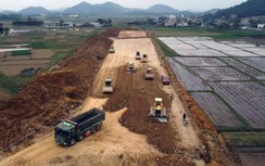 Thí điểm 5.000 m3 cát biển làm vật liệu đắp nền cao tốc khu vực ĐBSCL