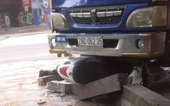 Vụ nữ sinh tử vong do xe tập lái: Thầy hay học viên chịu trách nhiệm?