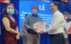 Dân Thủ Thiêm chia sẻ gì khi nhận sổ đỏ khu 4,39ha giải tỏa ngoài ranh?