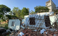 Sống trong sợ hãi vì nhà sập, đường nứt toác cạnh khu khai thác đất sét