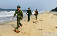 Một thuyền viên mất tích khi tàu vào bờ trú bão