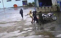 Công an Sóc Trăng đang làm rõ clip cảnh sát đánh người tới tấp
