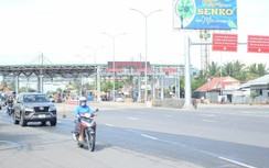 Nhiều trường hợp ô tô húc barie ở trạm thu phí BOT Cai Lậy
