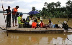 Mưa lũ ở Nghệ An: Nhiều gia đình bắt đầu cạn lương thực