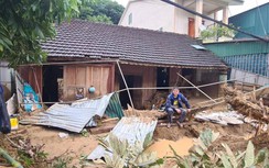 Con trẻ hoảng loạn, người lớn thất thần sau lũ quét kinh hoàng ở Kỳ Sơn