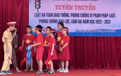 Xây dựng văn hóa giao thông trong học đường ở đất mỏ