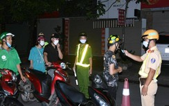 CSGT Hải Phòng từ chối nghe điện thoại khi xử lý vi phạm nồng độ cồn