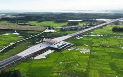 Cao tốc Tiên Yên - Móng Cái thông thoáng, thuận lợi những ngày đầu thu phí
