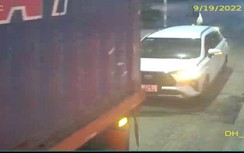 Lạ lùng 80 xe con bám đuôi xe lớn trốn phí BOT mỗi ngày không bị xử lý