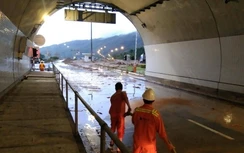 Đã thông hầm số 2 qua đèo Hải Vân sau lũ quét kinh hoàng