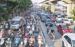 Hà Nội: Đường Nguyễn Trãi vẫn hỗn loạn sau phân làn