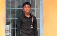 Bắt nhóm cướp nhí thực hiện nhiều vụ cướp điện thoại, xe máy trên đường