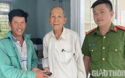 Câu chuyện đẹp về chàng nghèo chạy xe ba gác và ông lão nuôi vợ bệnh