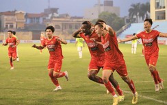 Nếu không hành động, bầu Đức sẽ bị "gậy ông đập lưng ông"