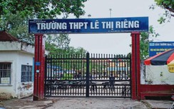 Hiệu trưởng phân trần chuyện thu tiền học sinh mua ti vi, sửa cổng trường