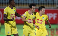 HLV Kiatisak vô tình hé lộ điều bầu Đức tìm mọi cách giữ kín ở HAGL