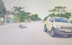 Ô tô bất ngờ va chạm xe đạp điện trên QL1, người đàn ông nguy kịch