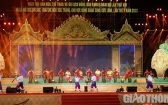 Sóc Trăng nhận kỷ lục Guinness “Lễ hội Oóc Om Bóc - đua ghe Ngo”