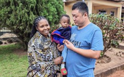 Cứu bé trai giữa lằn ranh sinh tử khi máy bay lao xuống hồ