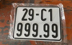 Xe máy Wave Alpha được trả hơn 1,6 tỷ đồng khi đeo biển ngũ quý 9