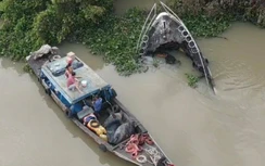 Hiện trường trục vớt du thuyền bị cháy, nhiều vết dầu loang