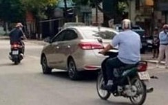 Sau va chạm với ô tô tại khu vực Cầu Trắng, tài xế xe máy bị thương nặng