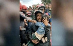 Động đất Indonesia: Cậu bé sống sót thần kỳ sau 2 ngày mắc kẹt dưới đổ nát