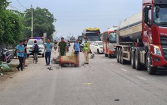 Phát hiện người đàn ông tử vong bên xe máy trên QL1