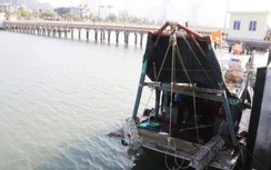 Xuyên đêm mật phục, bắt giữ tàu khai thác thuỷ sản tận diệt trên biển