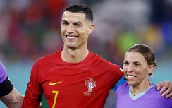 Nữ trọng tài làm điều chưa từng có trong lịch sử World Cup là ai?