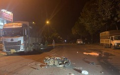 Tai nạn liên hoàn giữa xe máy và hai ô tô, một người tử vong