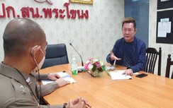 Lộ ảnh chủ tịch Hoa hậu Hòa bình quốc tế đang làm việc tại đồn cảnh sát