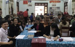 Khen thưởng nhiều hộ dân sớm bàn giao mặt bằng cao tốc Vạn Ninh - Cam Lộ