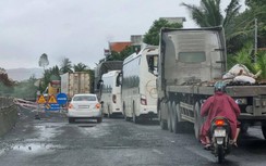 QL1 qua Phú Yên: Nhà thầu canh trời để sửa đường, phấn đấu xong trước Tết