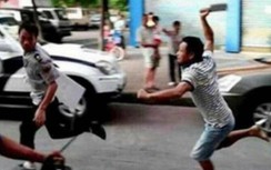 Tranh chỗ để xe, 1 đối tượng cầm dao chém người khác trọng thương