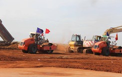 Hơn 1.800 kỹ sư công nhân ngày đêm thi công "siêu sân bay" Long Thành