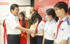 Trao giải cuộc thi vẽ tranh Ngàn lời tri ân cho học sinh Cần Thơ