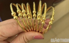 Giá vàng hôm nay 23/12: Vàng trong nước giảm giá sâu