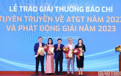 Trao giải thưởng “Báo chí tuyên truyền về an toàn giao thông năm 2022”