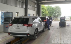 Cận cảnh trung tâm đăng kiểm làm cả ngày nghỉ Tết phục vụ nhu cầu người dân