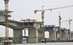 Hà Nội: Thi công xuyên Tết bù tiến độ dự án cầu Vĩnh Tuy 2