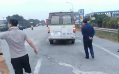 Quét mã QR phát hiện xe chạy sai tuyến, tài xế ngỡ ngàng nhận phạt