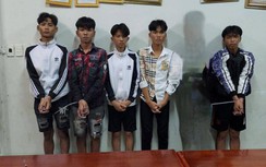 Ngồi nhậu lúc nửa đêm, bị nhóm thanh niên rượt chém, lấy xe máy