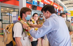 Khách tăng đột biến, sân bay Đồng Hới vượt công suất nhưng không để quá tải