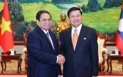 Thủ tướng Phạm Minh Chính chào Tổng Bí thư, Chủ tịch nước Lào