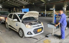 Đăng kiểm địa phương tăng ca, làm thêm giờ “chia lửa” với Thủ đô
