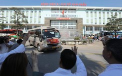 Những chuyến xe yêu thương đưa 200 bệnh nhân ung thư về quê đón Tết Quý Mão