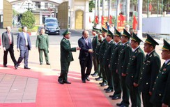 Chủ tịch nước: Để mọi người đều có Tết, không ai bị bỏ lại