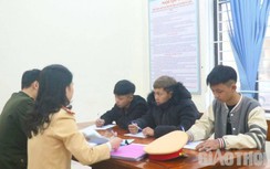 Triệu tập nhóm thanh niên bốc đầu xe máy, quay clip tung lên mạng xã hội