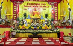 Yên Tử thêm 70 xe điện đưa đón khách, CSGT túc trực dọc đường ngày khai hội